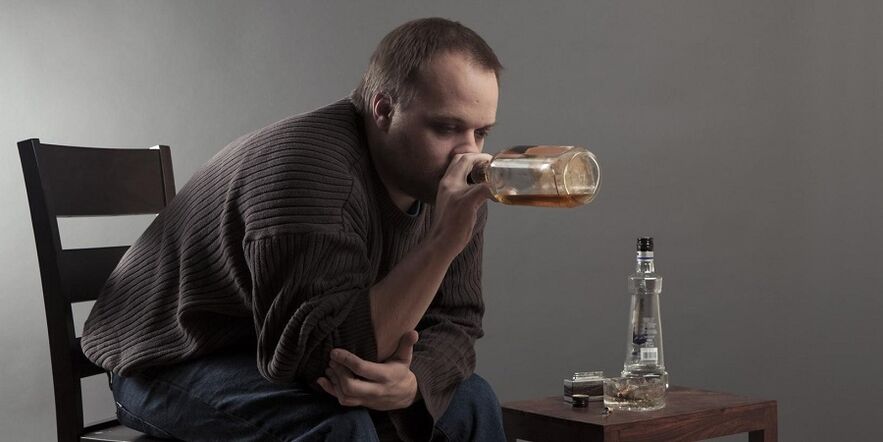 a man drinking alcohol how to quit